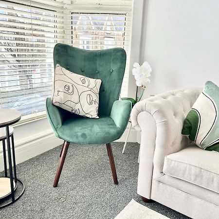 Stunning Flat Close To Beach 斯旺西 外观 照片